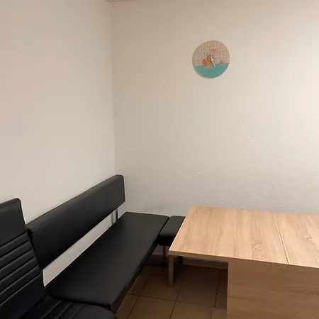 Διαμέρισμα - Kostenfreie Parkplaetze, Wlan, Eigene Kueche, Grosse Heidenheim an der Brenz