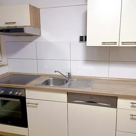 - Kostenfreie Parkplaetze, Wlan, Eigene Kueche, Grosse * Heidenheim an der Brenz